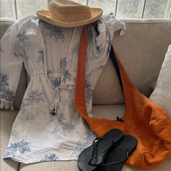 Tommy Bahama Blue Island Palm Tree Cover-Up – Size Large – Tropical Resort Style - Picture 2 of 9